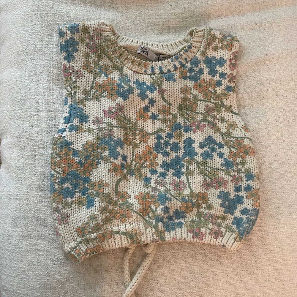 Zara cropped shirt